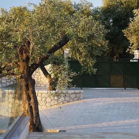 Appartement Gelbes Haus Korfu Pithos