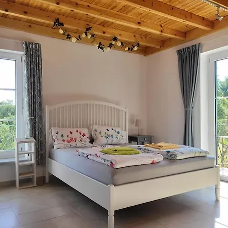 Gelbes Haus Korfu