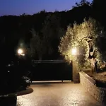 شقة Gelbes Haus Korfu Pithos