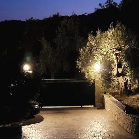 Apartamento Gelbes Haus Korfu Pithos