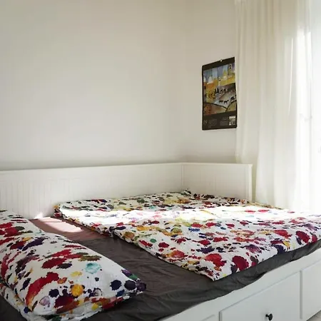 Gelbes Haus Korfu Pithos