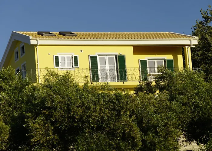 Gelbes Haus Korfu דירה *