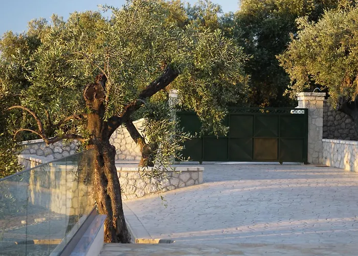 דירה Gelbes Haus Korfu Pithos