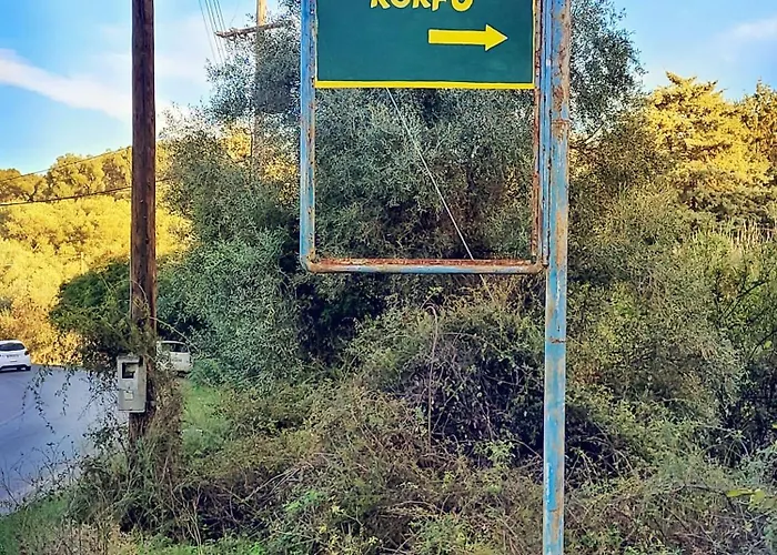 דירה Gelbes Haus Korfu Pithos