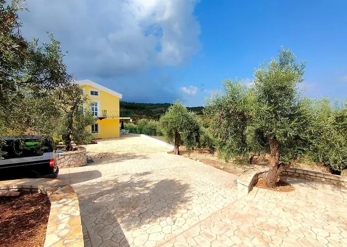 Gelbes Haus Korfu דירה Pithos